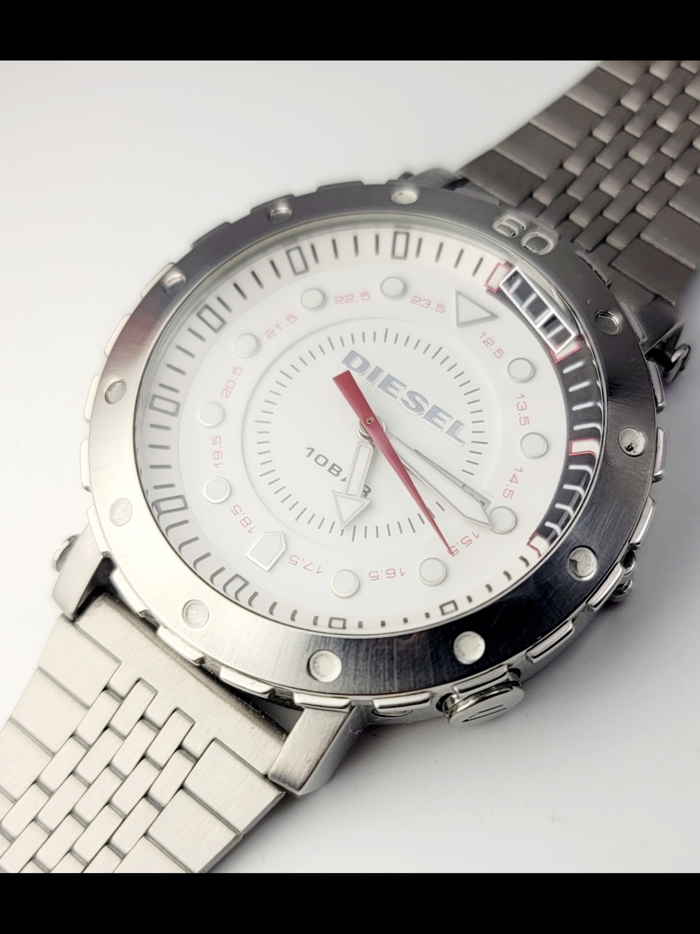 Diesel DZ-1168 Men’s Watch White Dial Stainless Steel Quartz